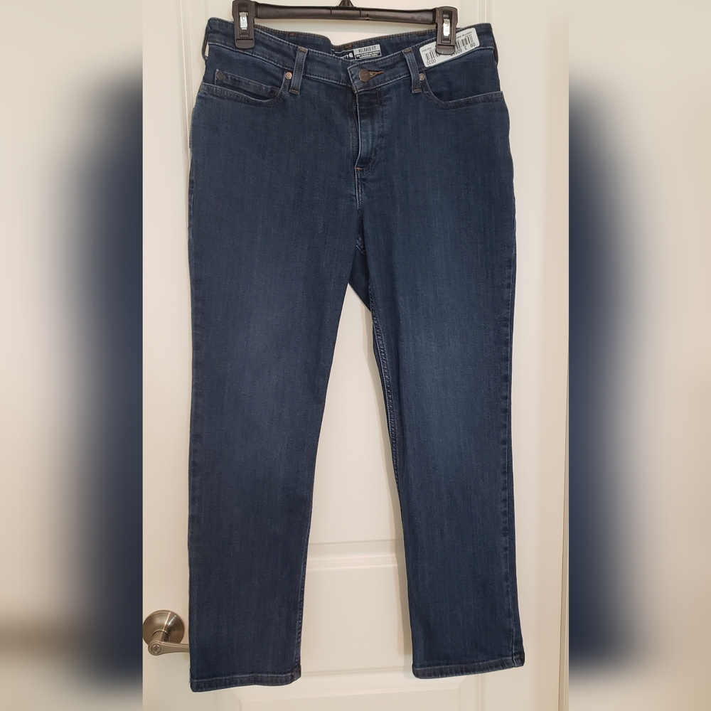 Carhartt women's work denim, relaxed for like new, size 10 short.